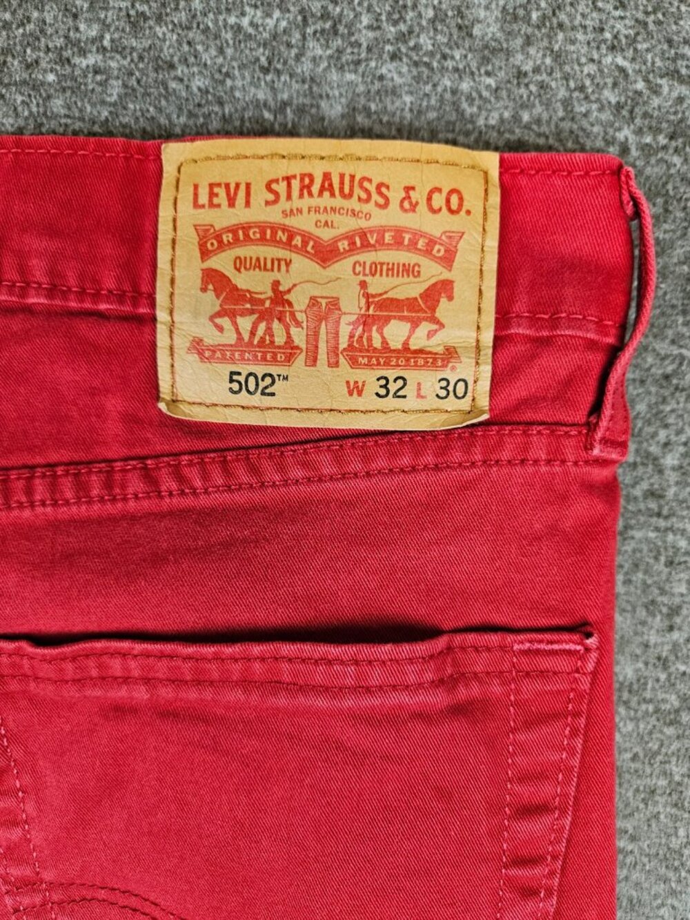 Levi's 502 Regular Taper Red Denim Jeans Mens 32x30 (34x28) - Picture 10 of 10